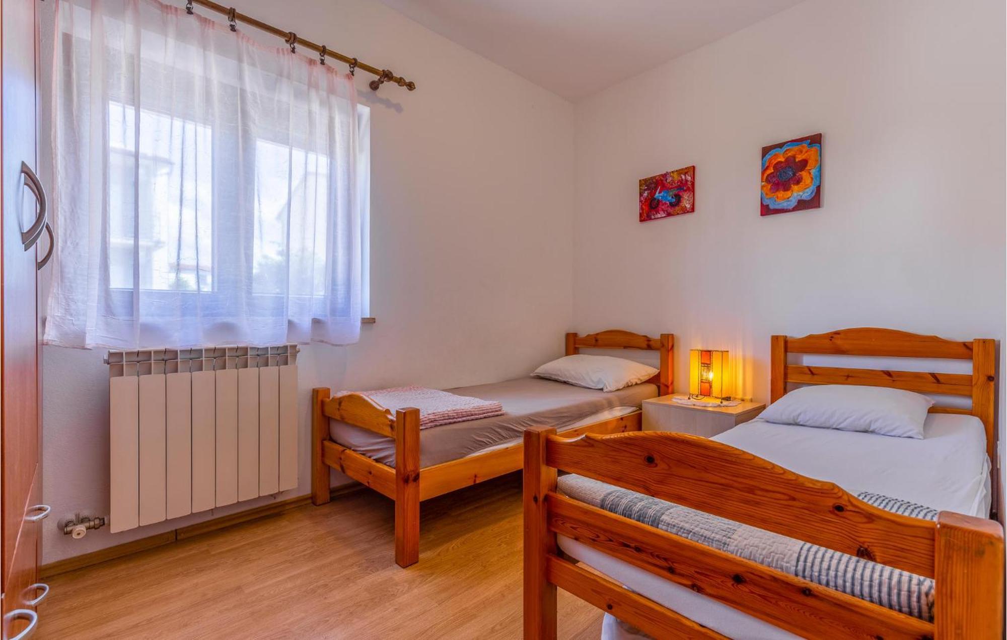 Gorgeous Apartment In Pula With Kitchen Екстериор снимка